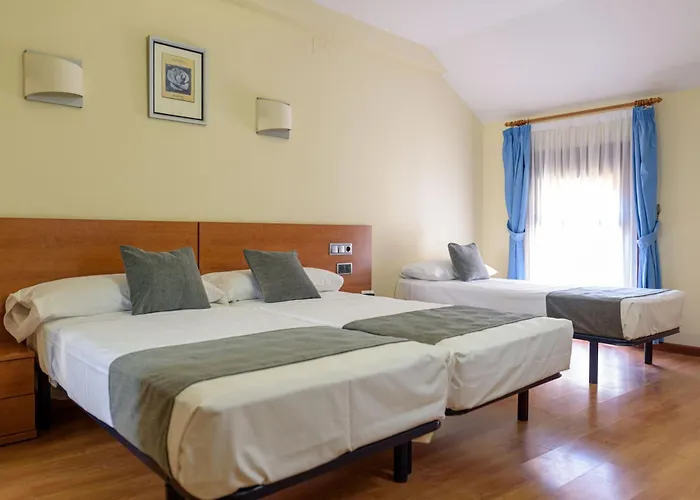 בית הארחה Alda Plaza Mayor 2*