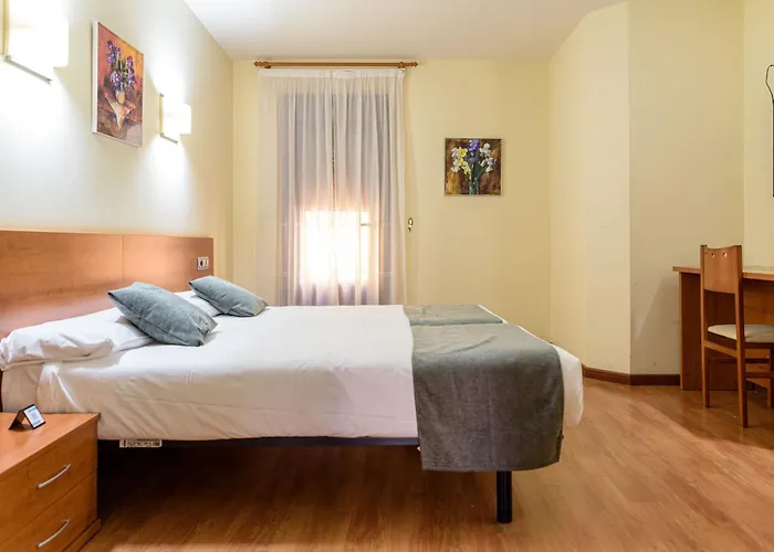 בית הארחה Alda Plaza Mayor 2*