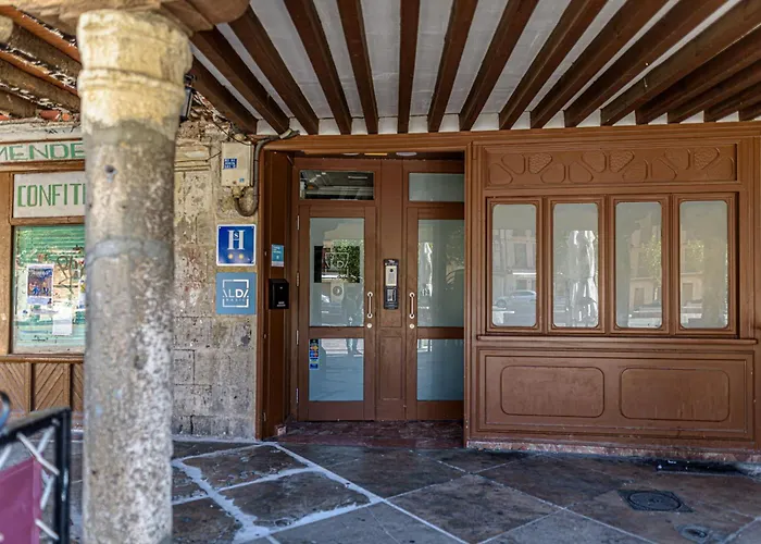 Alda Plaza Mayor בית הארחה